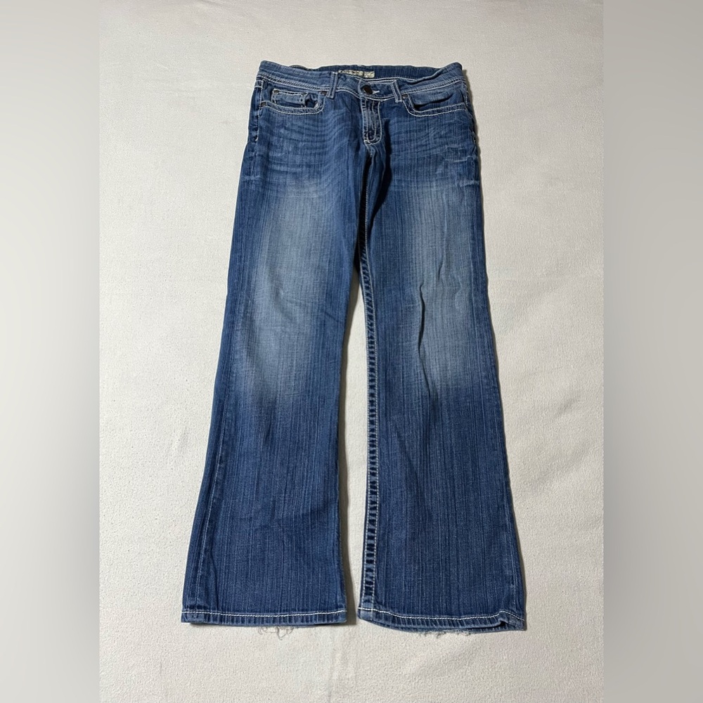 BKE Kate Women's 31x30.5 Boot Cut‎ Blue Denim Jeans